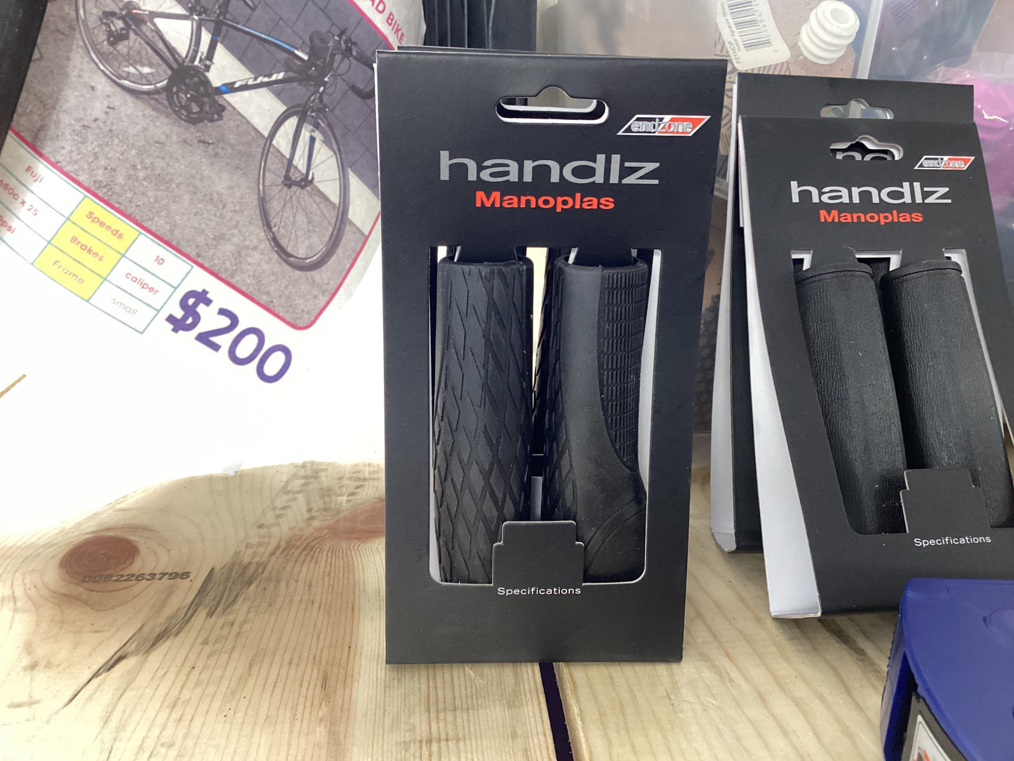 Handlz lock-on ergo grips 131.6mm