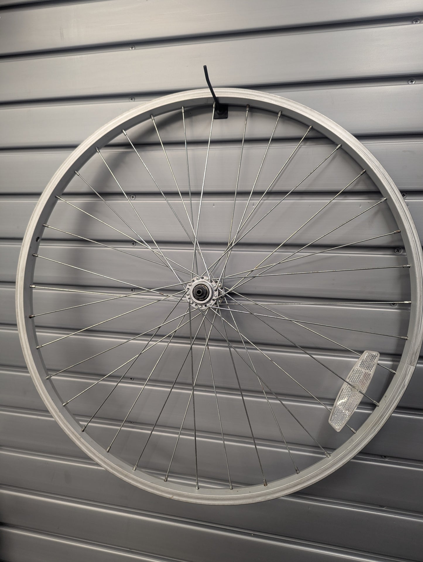 FRONT WHEEL - 26 x 1.5 - K7 Hub - Generic Rim - QR - Refurbished