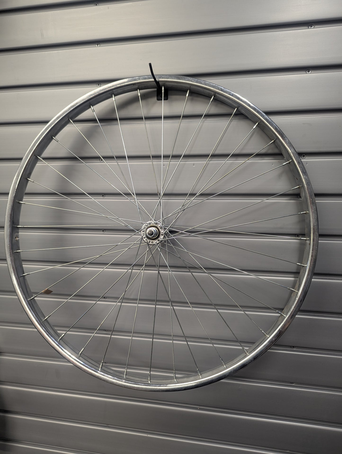 FRONT WHEEL - 26 x 1.75 - Wheelmaster - Bolt On - Refurbished