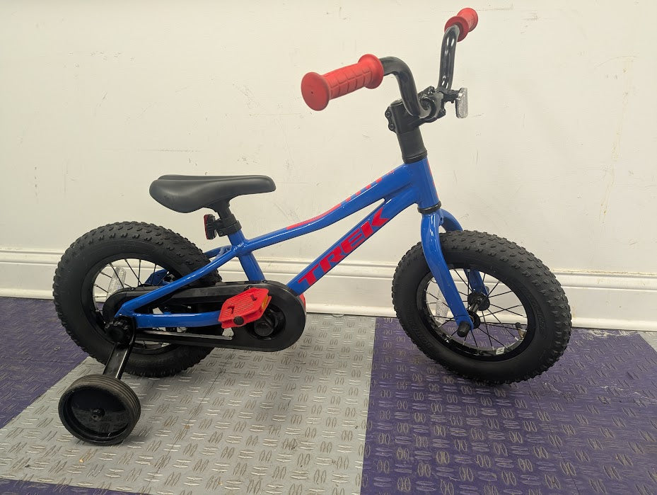 TREK Precaliber 12" Kids Bike!