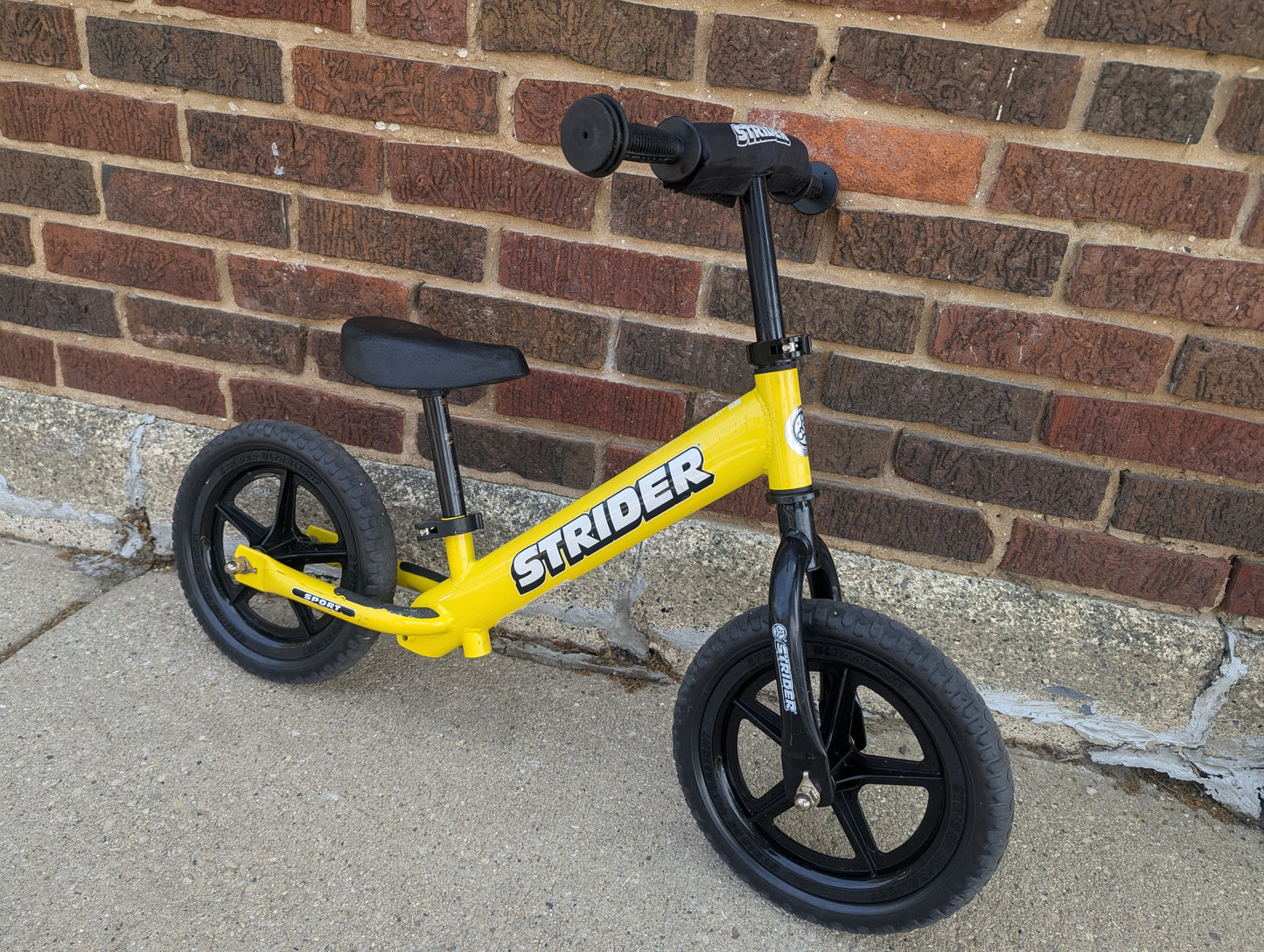 Strider Sport 14" Balance Bike - Yellow