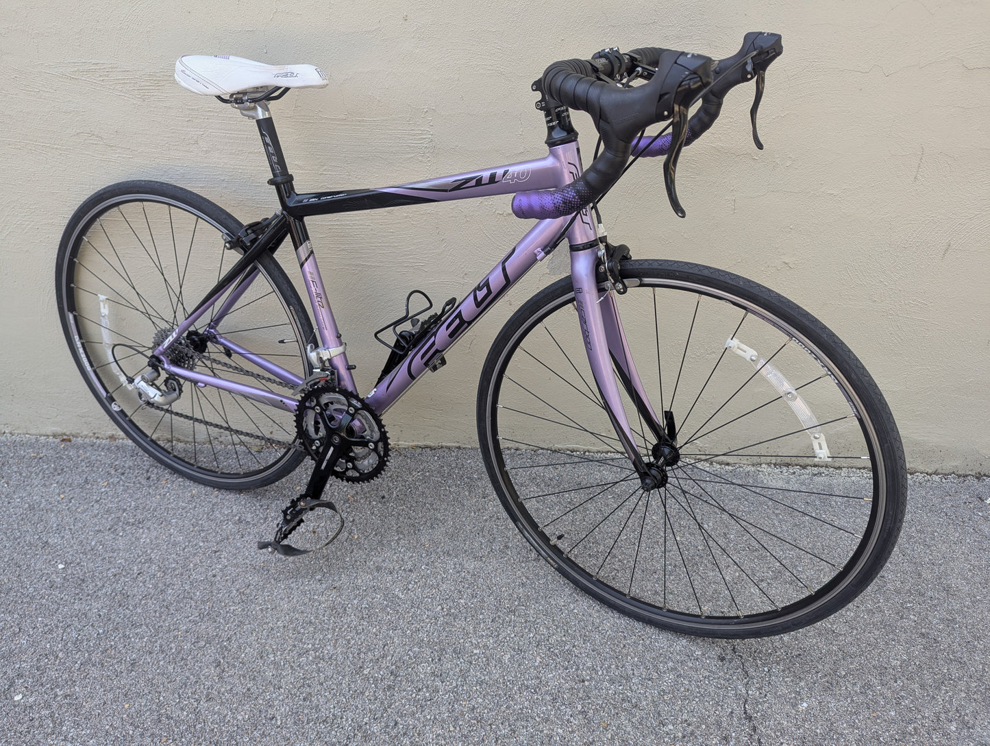 Felt ZW40 24 Speed Road Bike