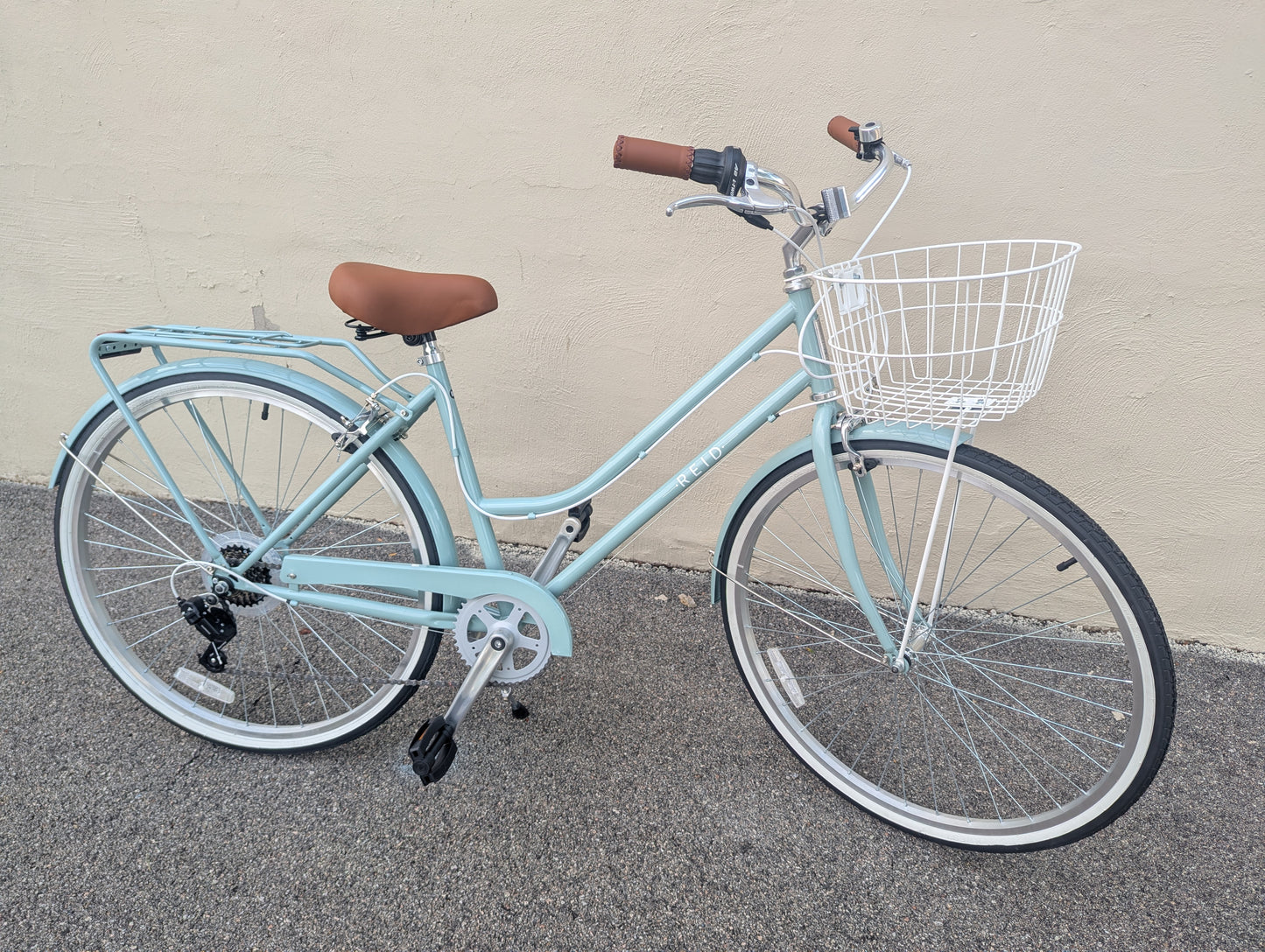 Reid 7-speed Market Bike - Sage - Medium - w/Basket