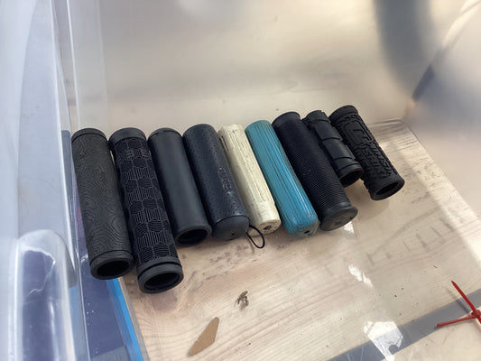 USED misc. single grips