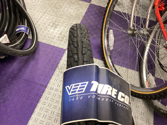 Vee tire co city Cruz 26x1.75 tire