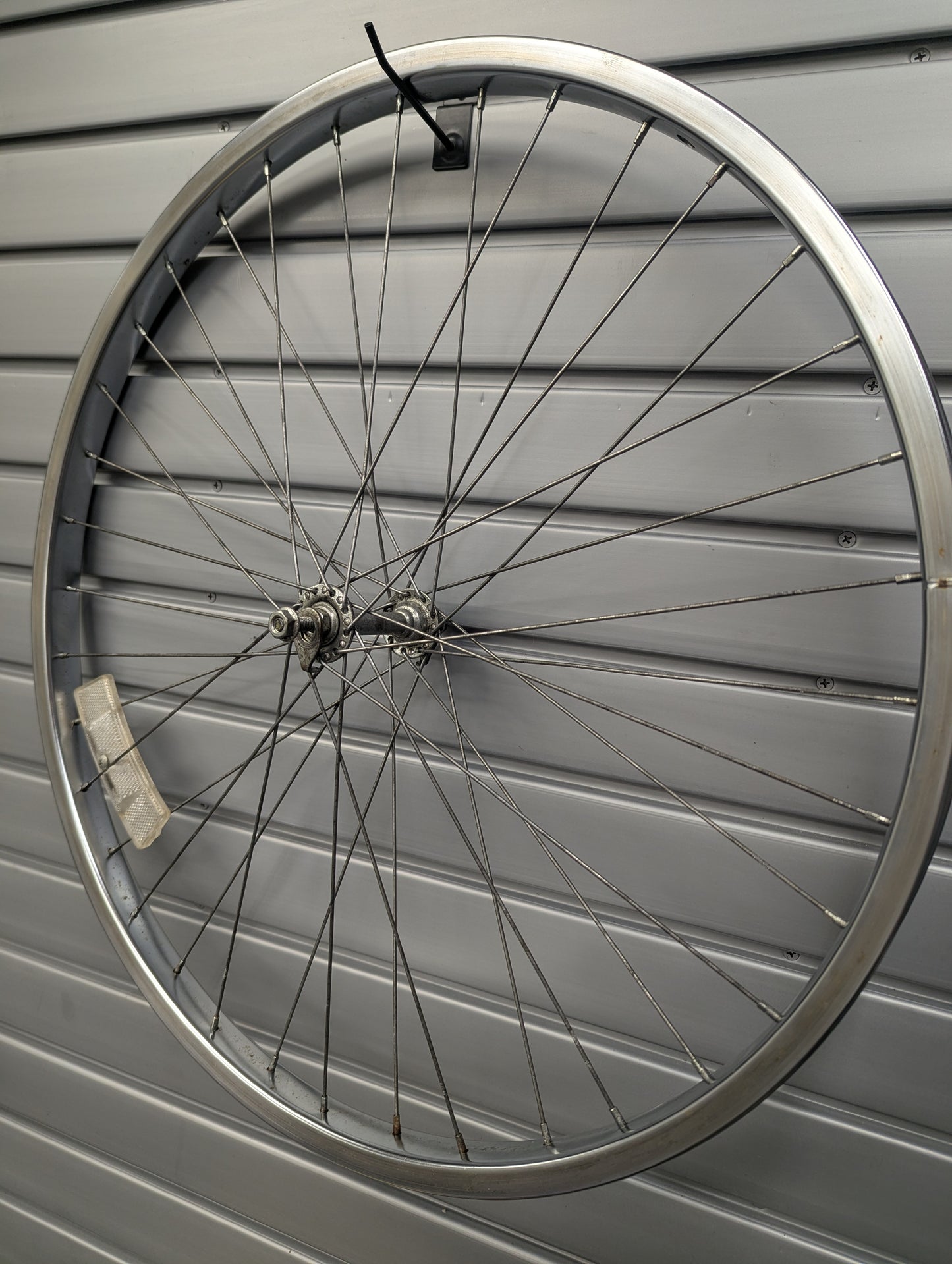 Front Wheel - 26" x 1.5 - Wald Hub - Bolt On - Refurbished