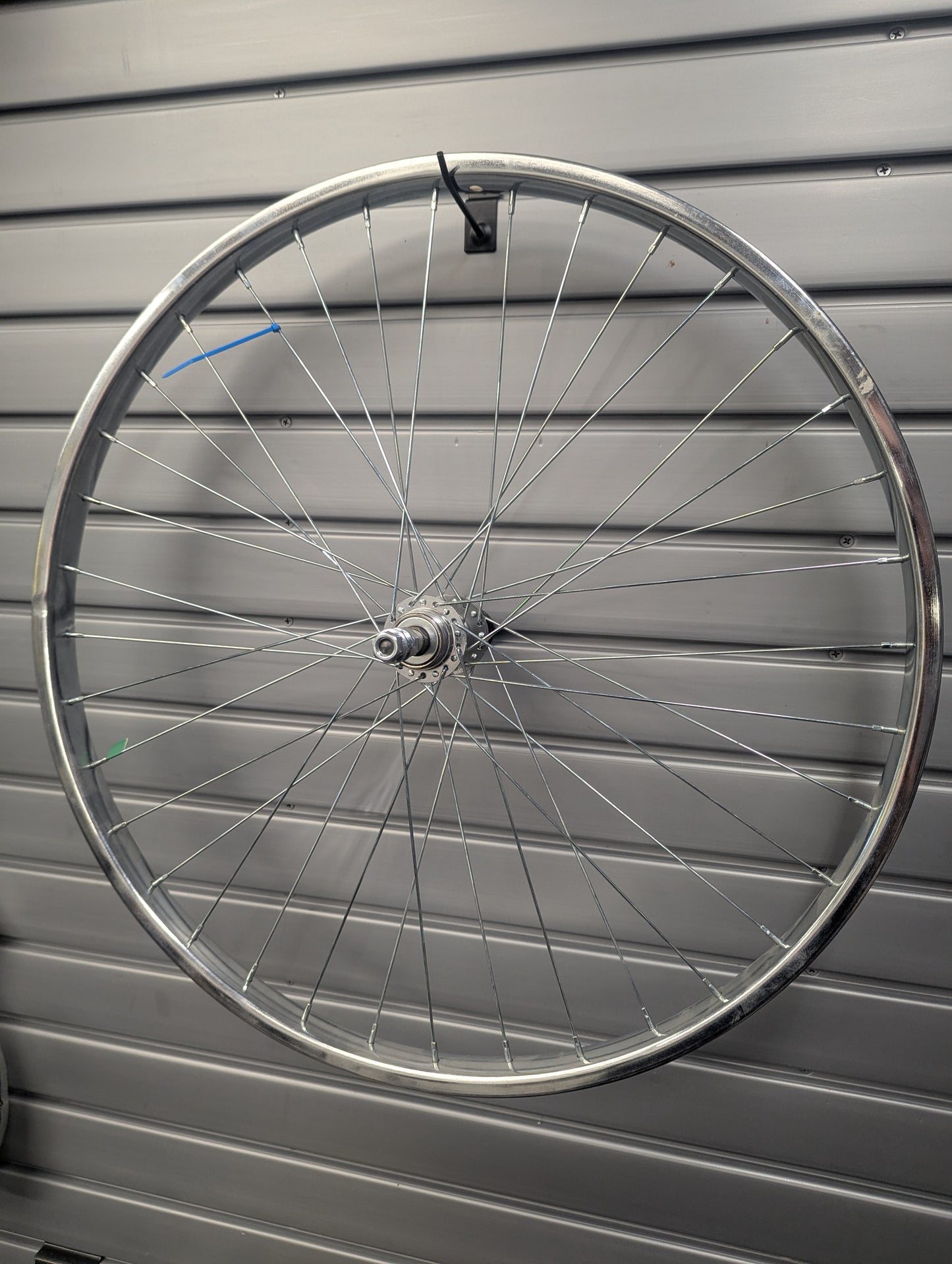 REAR WHEEL - 26 x 1.75 cruiser - Wheelmaster - Freewheel - Bolt On - * NEW *