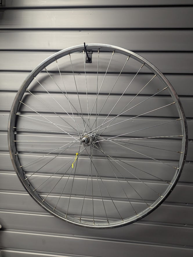 FRONT WHEEL - 26 x 1-3/8 (22x590) - VanSchothorst - Bolt On - * NEW *
