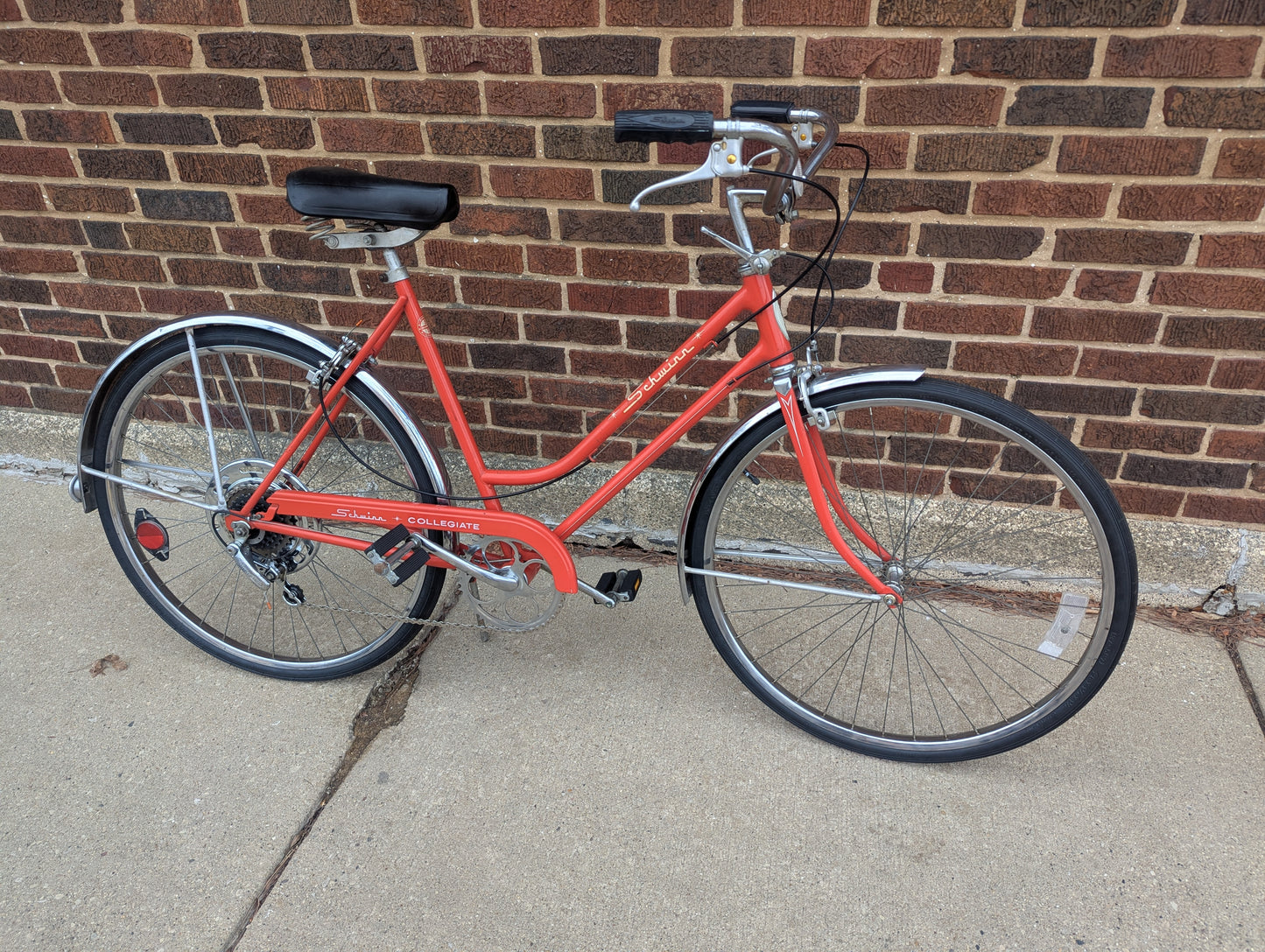 Schwinn Collegiate 5 Speed Market Bike