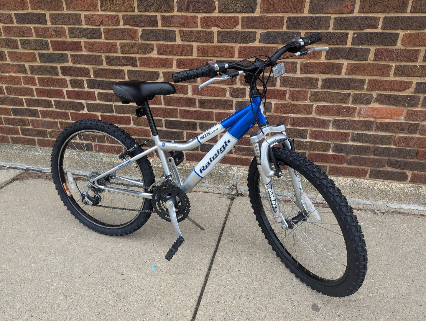 Raleigh MTN Sport 24" Kids Trail Bike