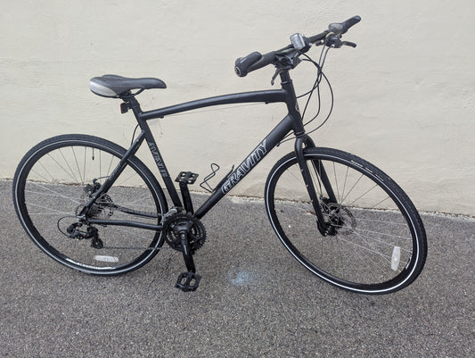 Gravity Avenue Hybrid Bike - Large Frame - Black
