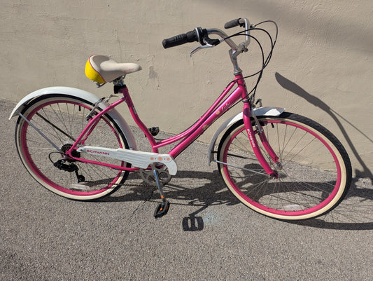 Schwinn Lulu 7-Speed Cruiser Bike