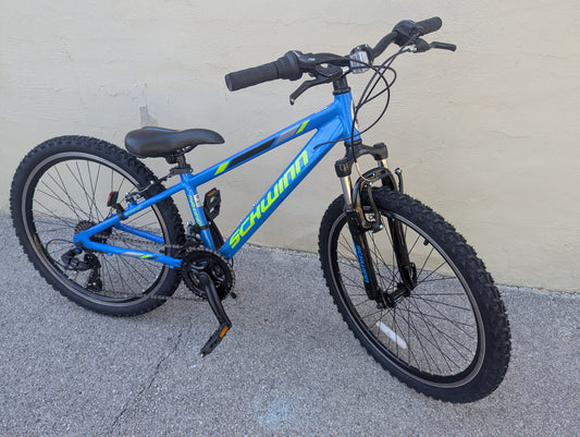 Schwinn Thrasher 24” 7-Speed Trail Bike