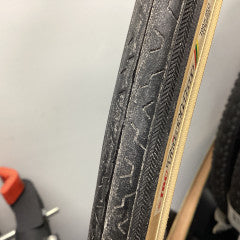 IRC triathlon 700 x 25 gumwall tire