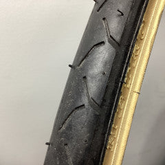 Metro 700 x 35 tire