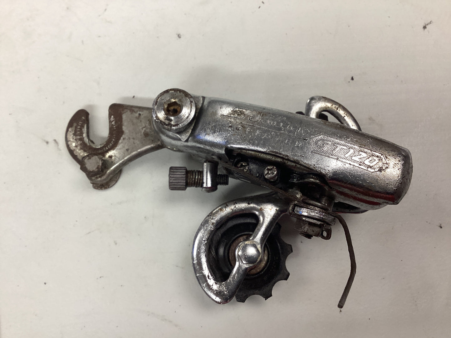 USED Schwinn GT120 rear derailleur claw mount