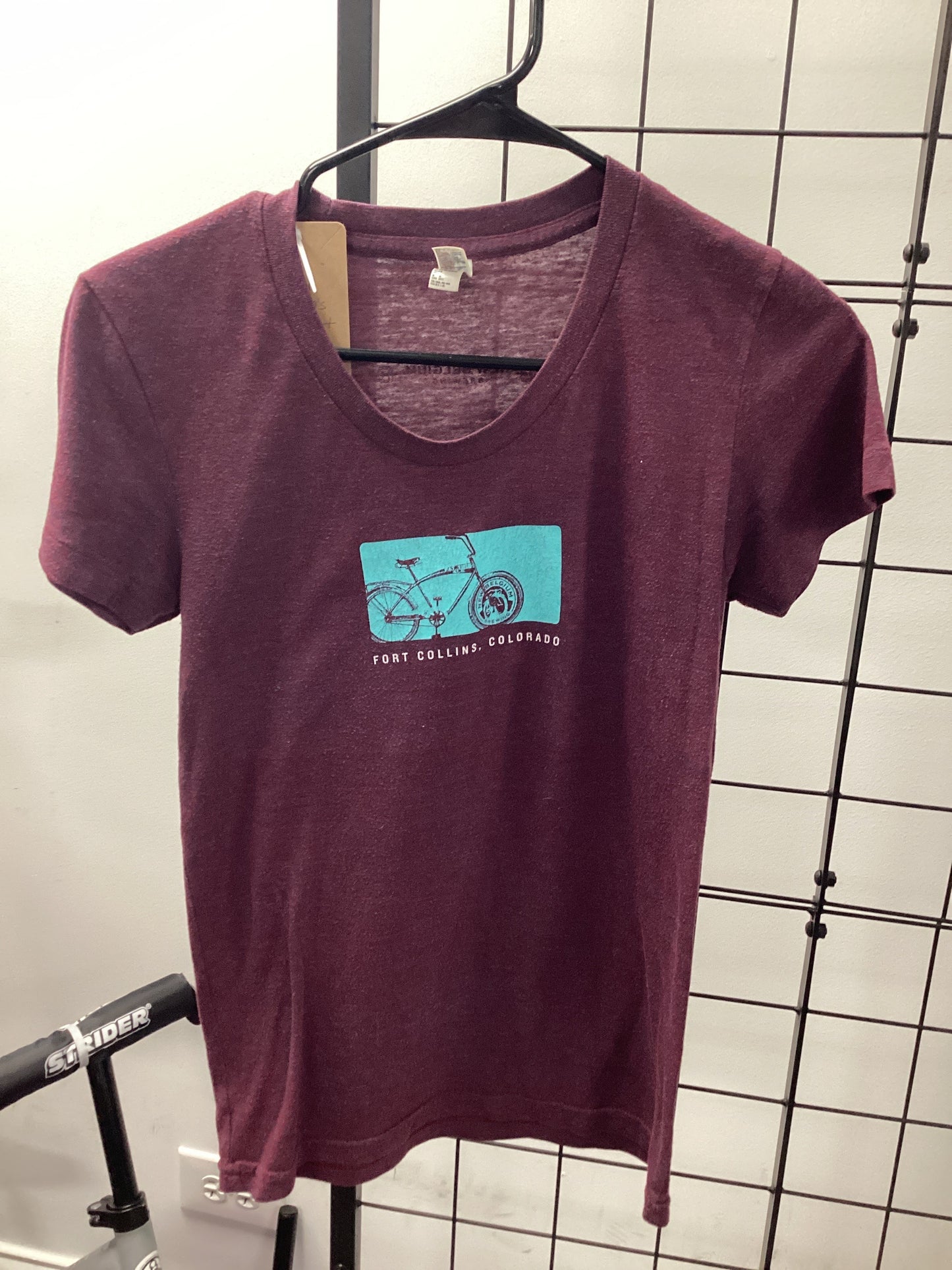 Used women’s t-shirt size M