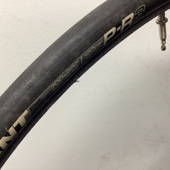 USED Giant 700 x 25 slick P-r3