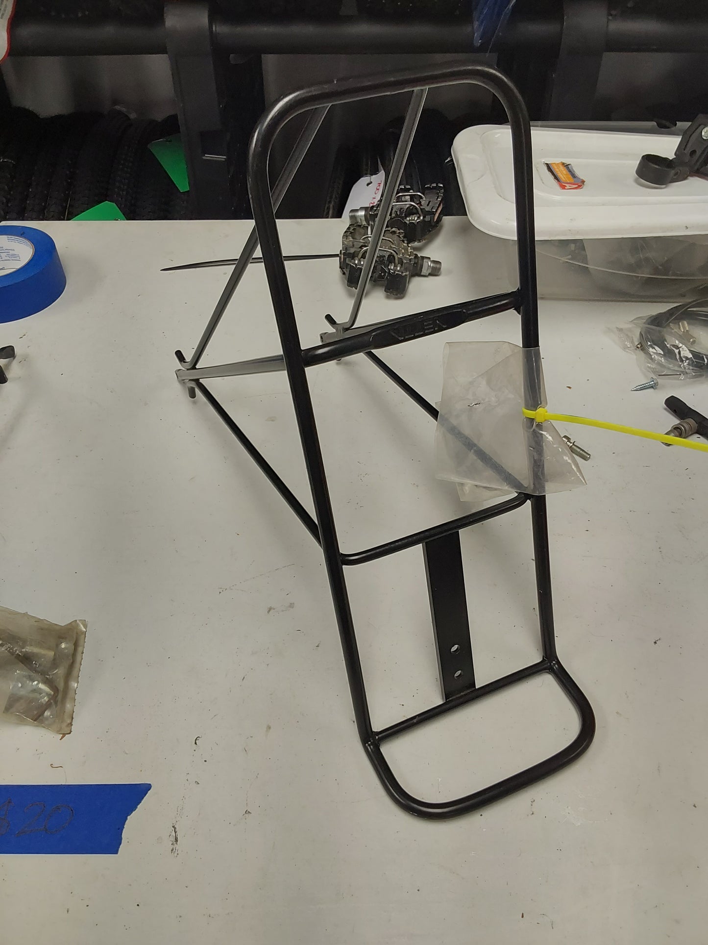 USED Vetta rear rack
