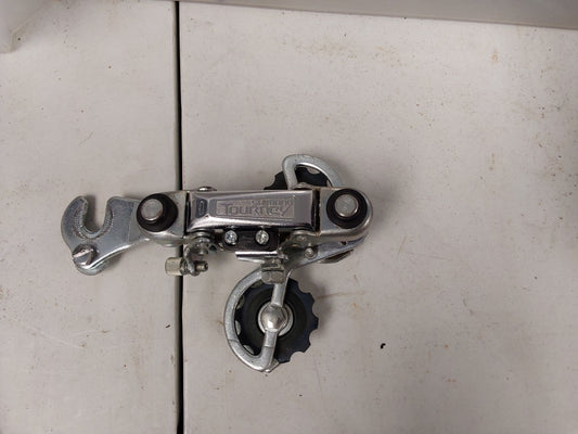 Shimano Tourney rear derailleur