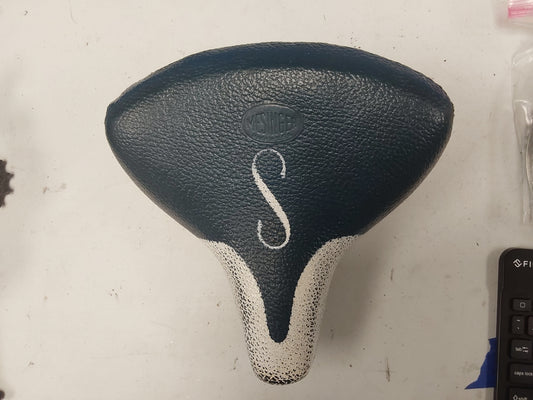 Vintage Schwinn seat, blue and white