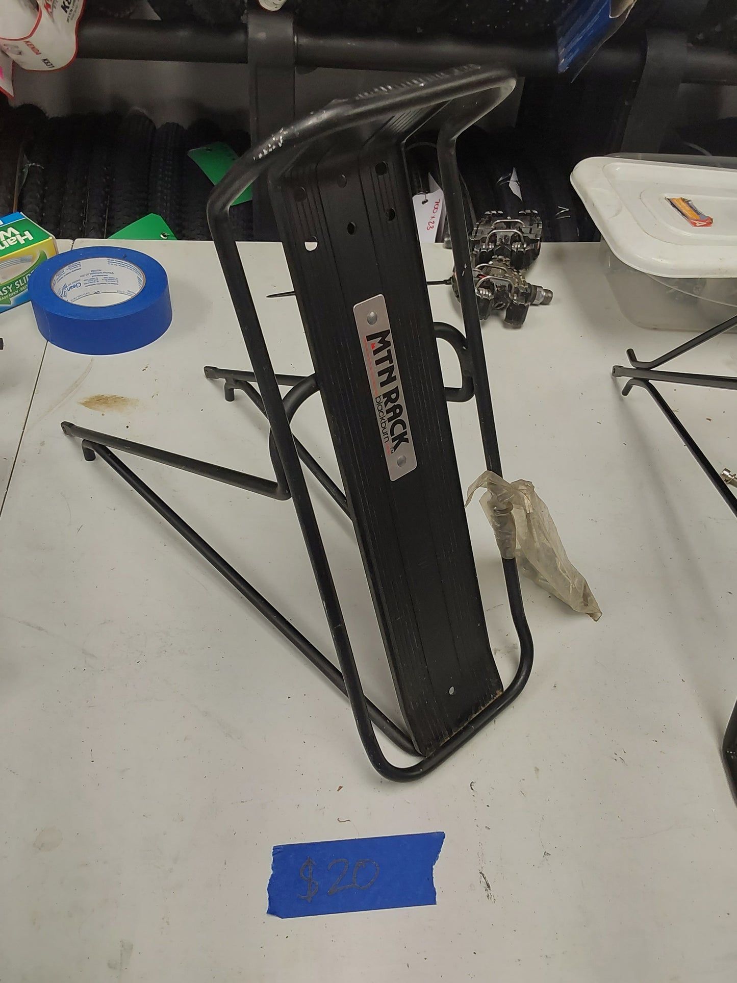 USED Mtn rack rear