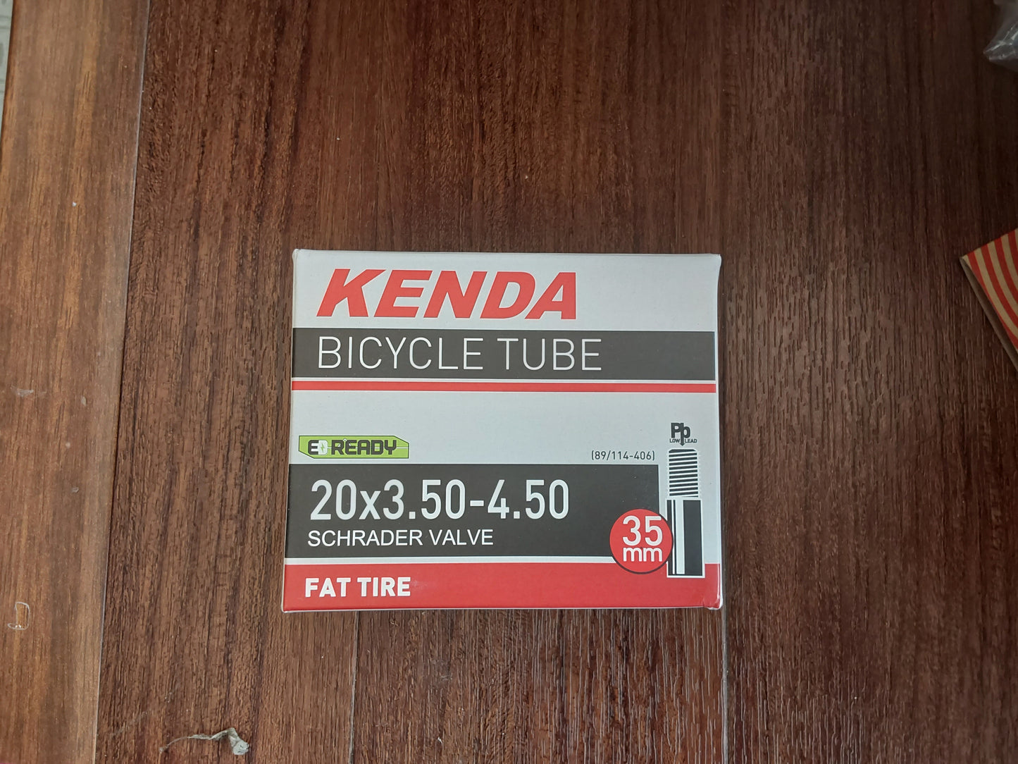 20 x 3.50-4.50 Schrader Valve