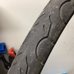 USED KENDA KWEST 700x40 tire