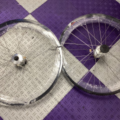 26 x 1.5 Mach 1 qr Wheelset. Nexave hubs. Rear cassette.Disc